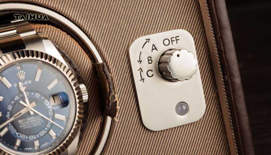 Automatic watch winder